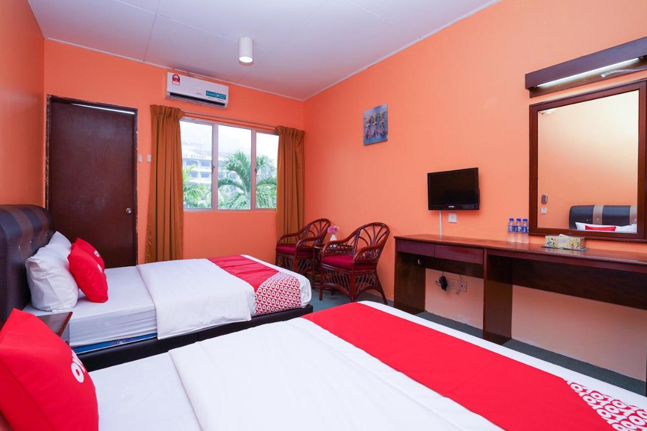 OYO 44020 Kejora Garden Resort Kampong Pasir Bogak Exterior foto