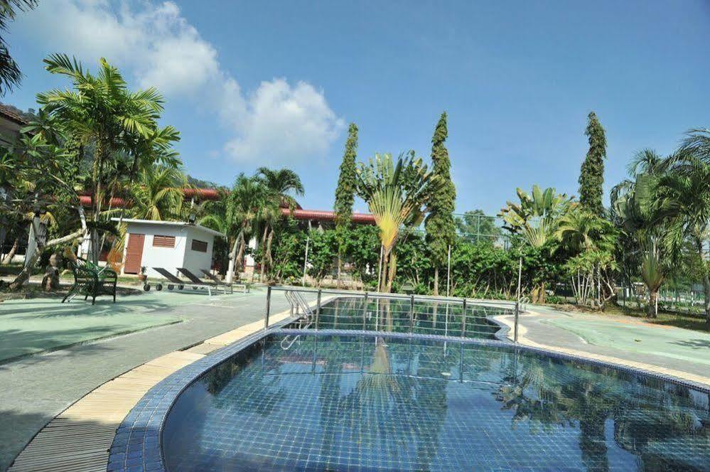 OYO 44020 Kejora Garden Resort Kampong Pasir Bogak Exterior foto