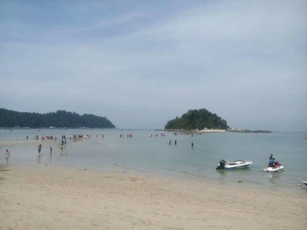 OYO 44020 Kejora Garden Resort Kampong Pasir Bogak Exterior foto